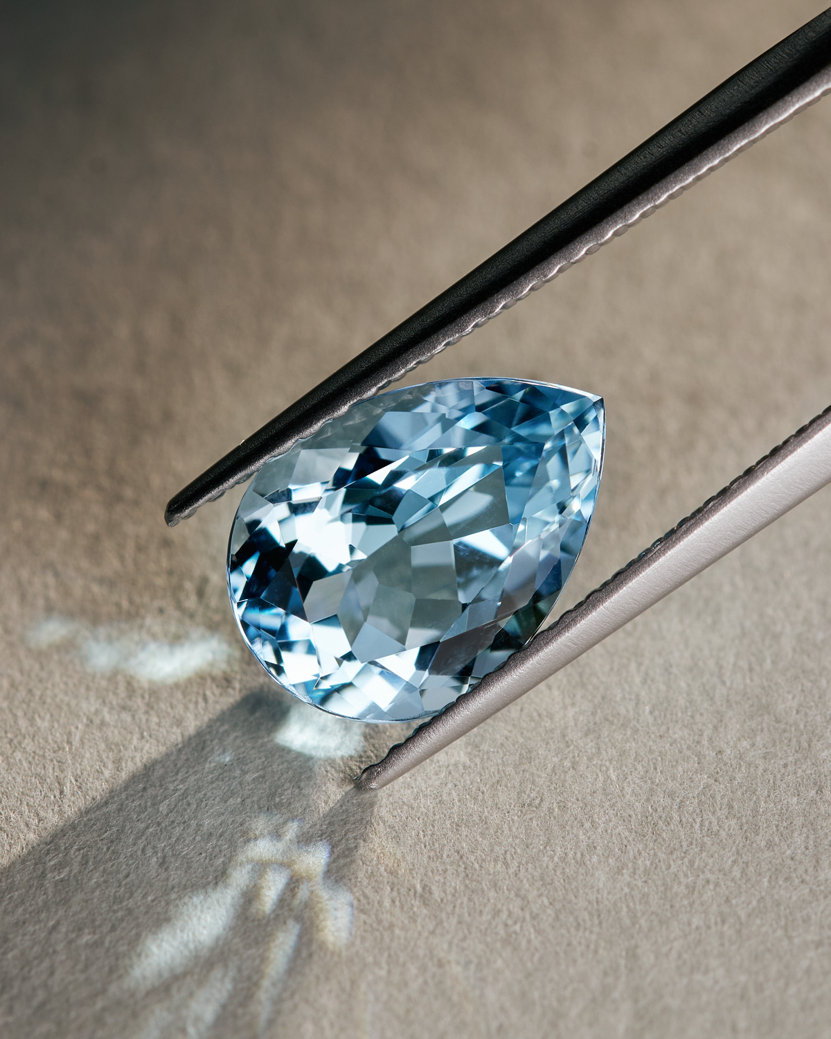 All About Aquamarine: Their Meaning, Properties, and Uses & Benefits