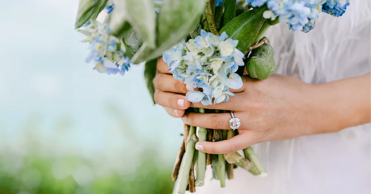 Wedding Day Elegance: Explore Si Dian Jin, and other Bridal Jewellery Ideas to Complement Your Dress.