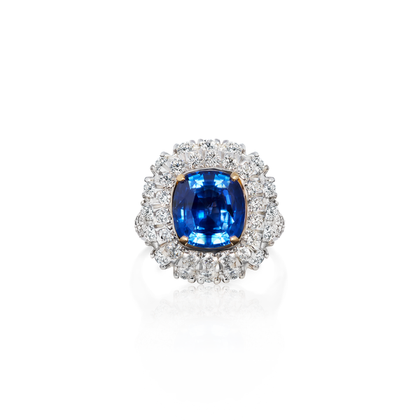 The Duchess Sapphire Ring