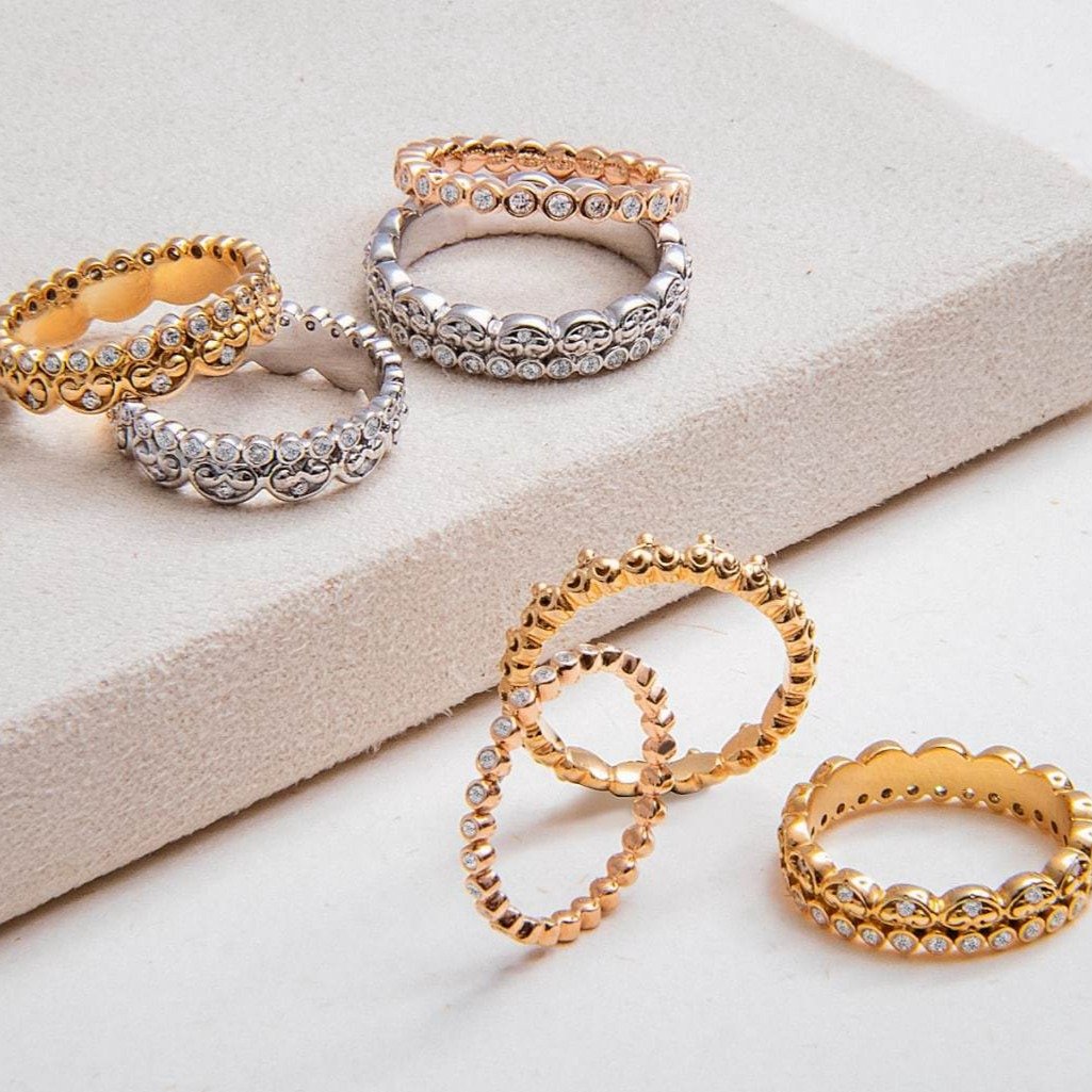 Lovedrops Petite Diamond Band